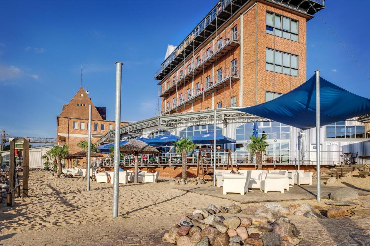 Hotel Doemitzer Hafen Exterior photo