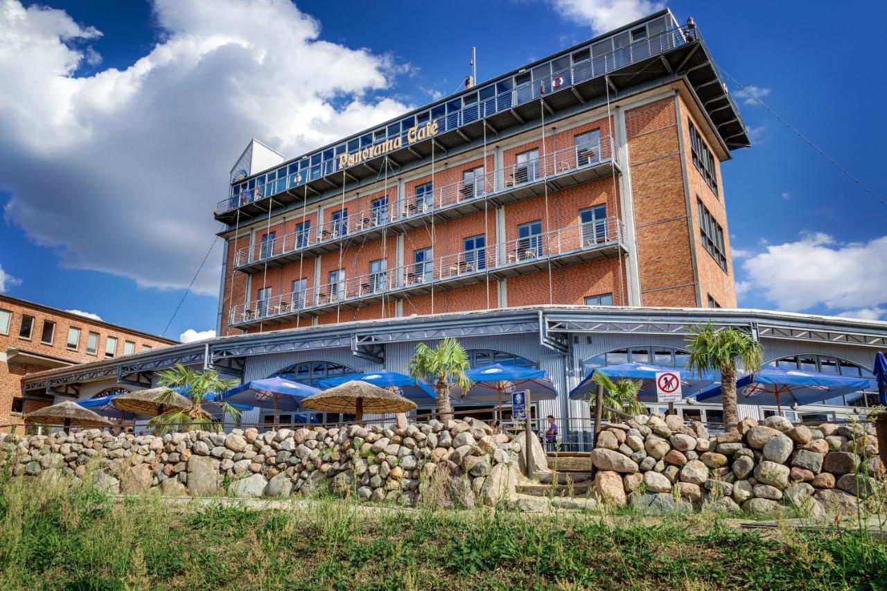 Hotel Doemitzer Hafen Exterior photo